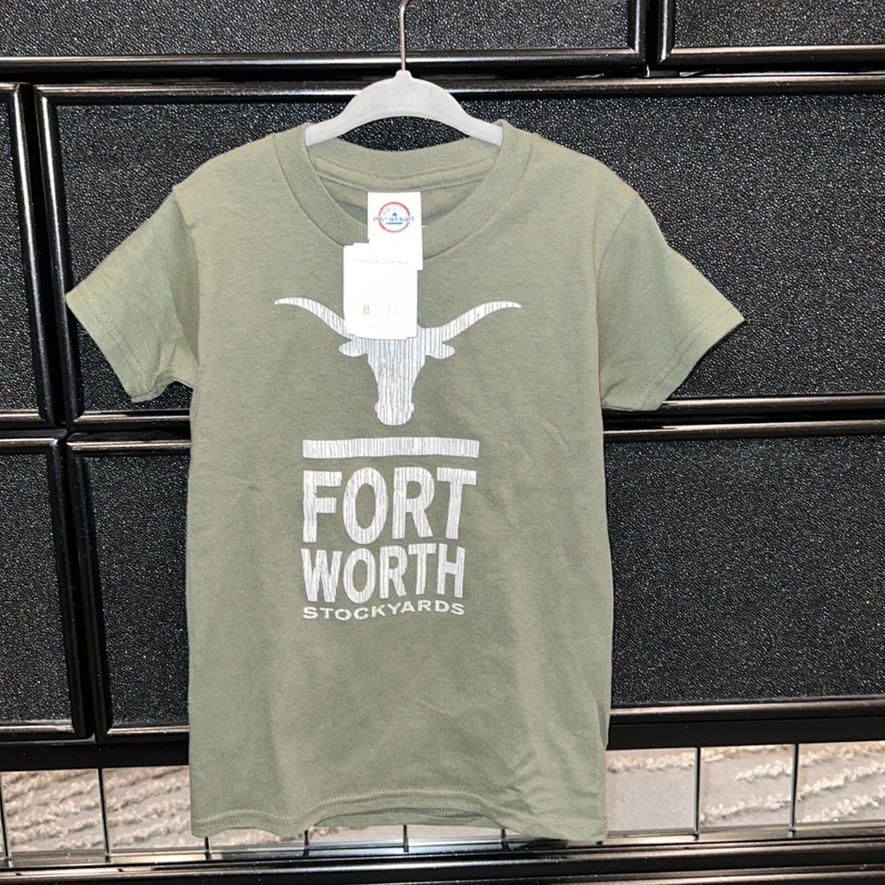 UNISEX SHORT SLEEVE T-SHIRT FORT WORTH TEXAS. Fits like a 4t